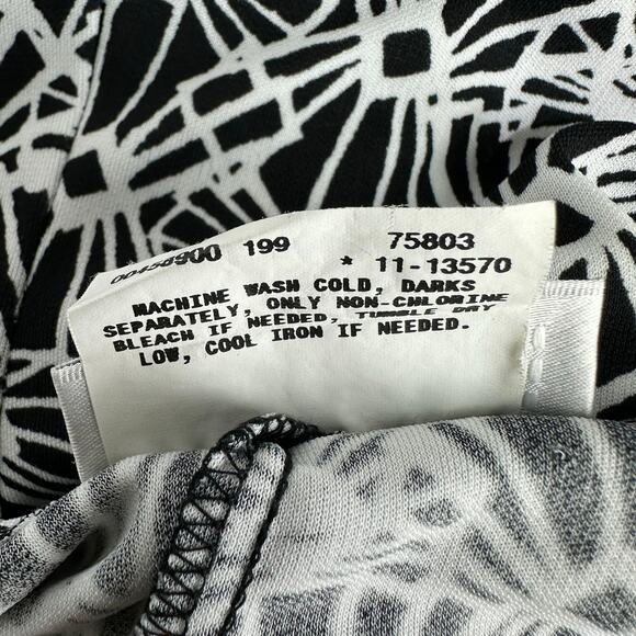 Byer too! Sleeveless Black White Geometric Print Cowl Neck Sheath Dress Size S - Picture 5 of 5